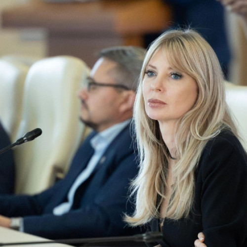 PSD nu sprijină niciun candidat în turul doi, dar o senatoră contestă decizia