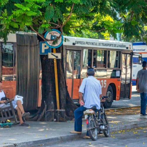 Cuba, fără creșteri de prețuri din cauza sărăciei. Planul guvernului amânat.