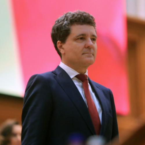Mesajul lui Nicuşor Dan de Ziua Drapelului Național: Aducem astăzi un omagiu celor care au apărat cu preţul vieţii acest simbol