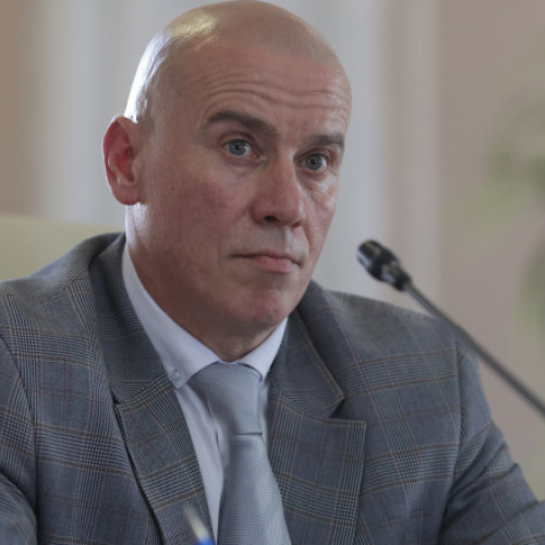 Tăierea sporurilor „otova” e cel puțin la fel de „frustrantă” ca acordarea lor la grămadă, spune ministrul Culturii