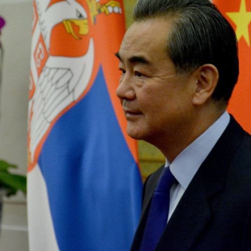 Şeful diplomaţiei chineze vizitează Europa pentru a consolida relaţiile în confruntarea cu SUA. Cu cine urmează să se întâlnească