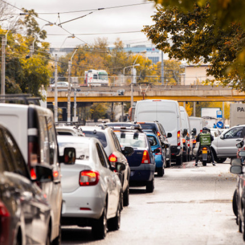 Șoferii care vor plăti mai mult după eliminarea plafonării RCA și localitățile în care tarifele ar putea să scadă