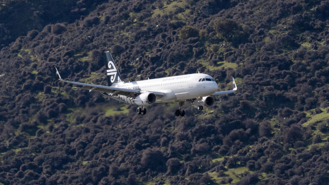 Airbus A320 devansează Boeing 737 ca cel mai vândut avion de linie din lume