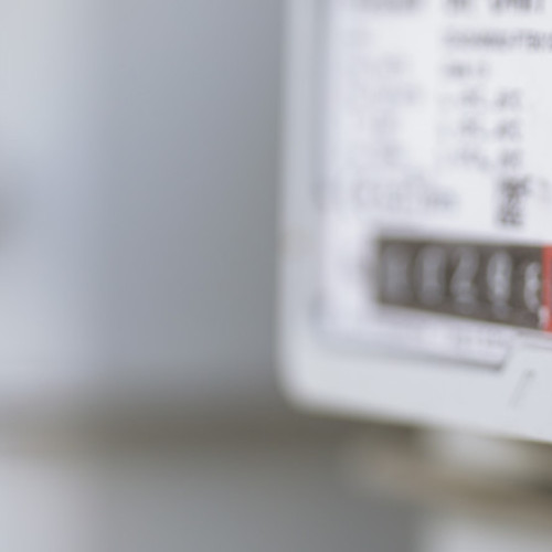 ANRE analizează introducerea unui tarif binom pentru energia electrică