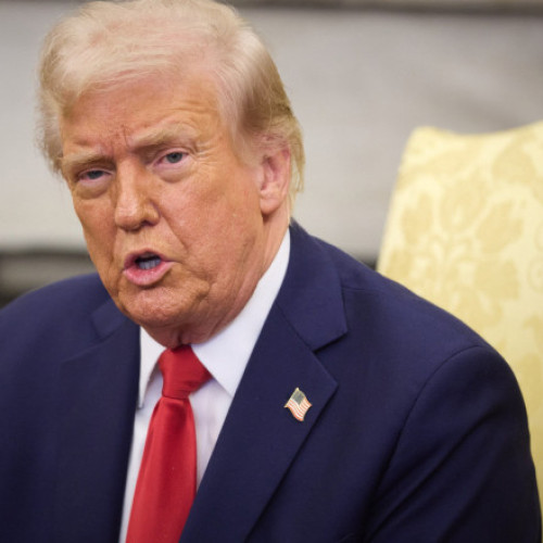 Donald Trump cere încarcerarea primarului și guvernatorului din Chicago