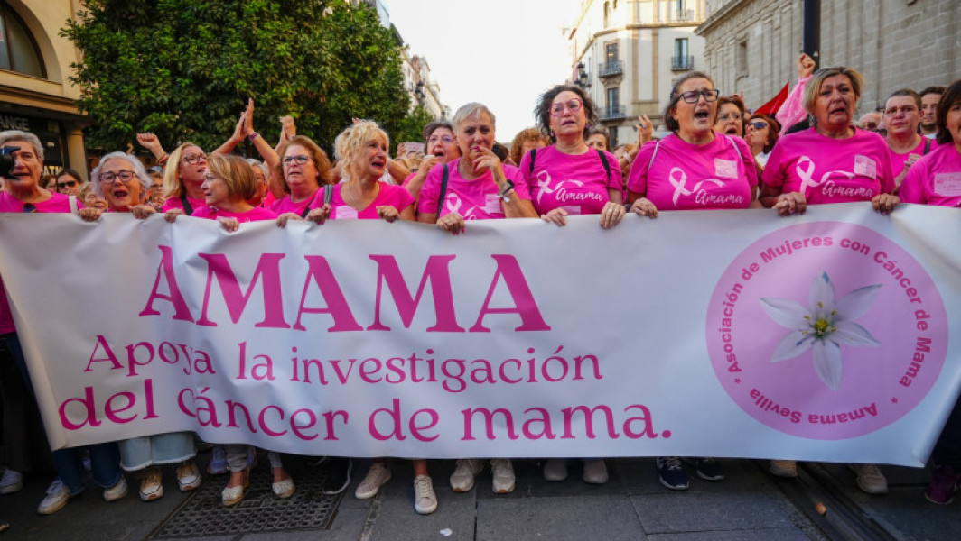 Asociația victimelor cancerului la sân din Andaluzia pregătește acțiune în justiție pentru întârzieri la depistare