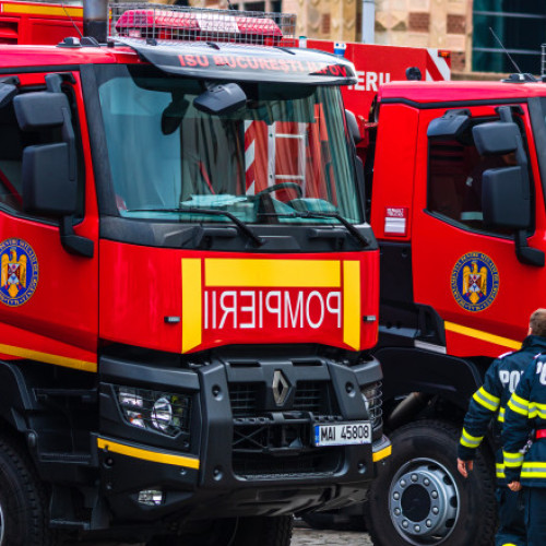 Incendiu în Timișoara a evacuat 80 de persoane, trei au fost spitalizate