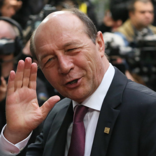 Traian Băsescu cere în instanță restabilirea beneficiilor de fost președinte