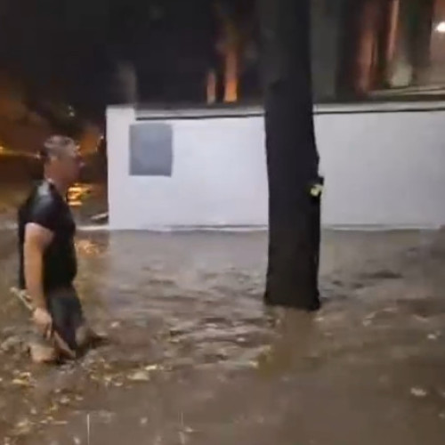 Primăria Constanţa avertizează asupra furtului sacilor de nisip pentru protecția împotriva inundațiilor