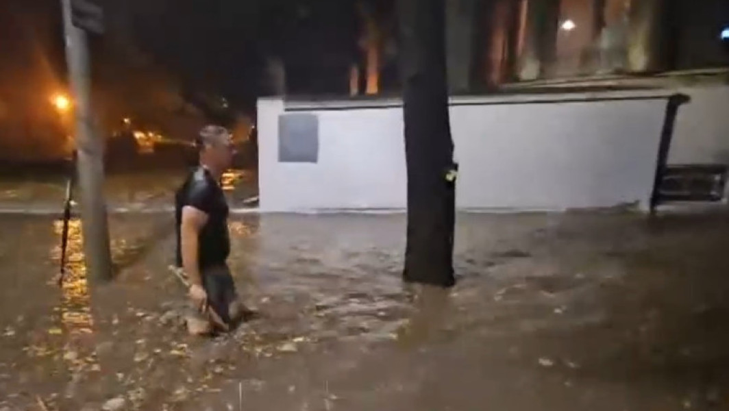 Primăria Constanţa avertizează asupra furtului sacilor de nisip pentru protecția împotriva inundațiilor