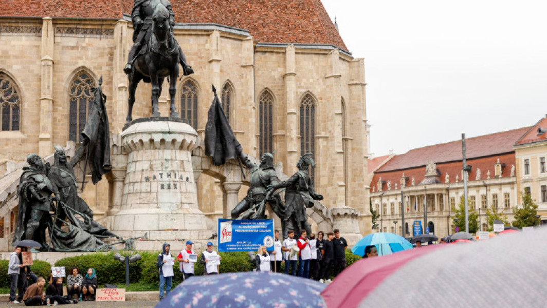 Studenții Facultății de Informatică de la UBB protestează față de mutarea cursurilor în afara Clujului
