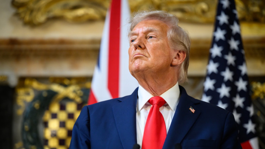 Putin laudă eforturile de pace ale lui Trump, iar fostul președinte mulțumește