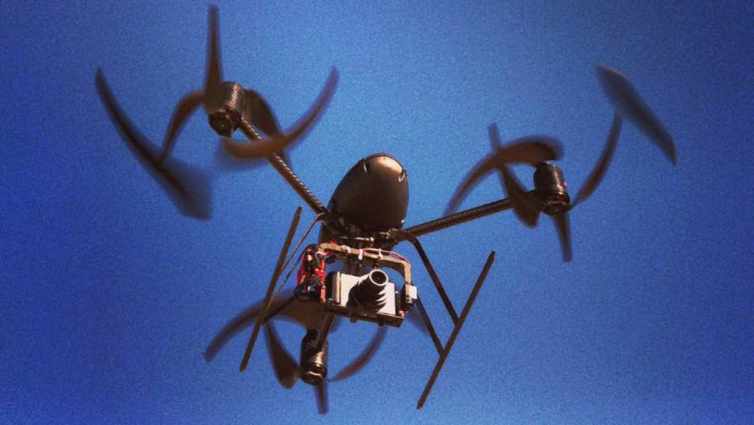 Dronele cu inteligență artificială, din ce în ce mai folosite de poliția americană