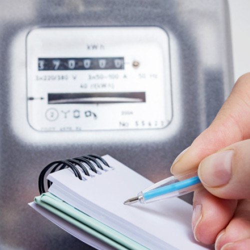 Inflația în România în septembrie: energia electrică și fructele, cele mai scumpe produse