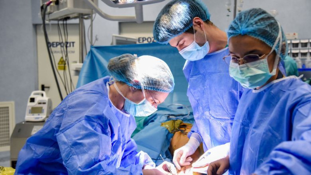 Un caz complex de arteriopatie obliterantă tratat cu succes la Spitalul Clinic SANADOR