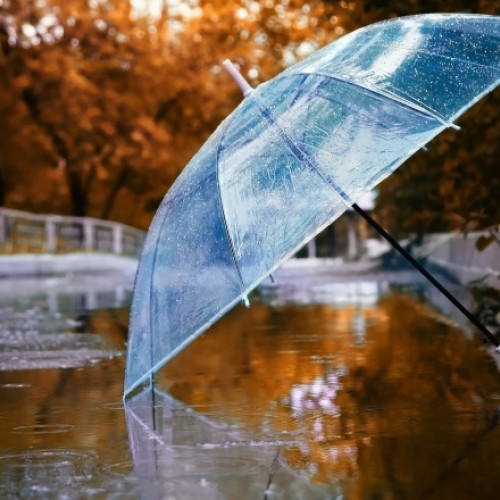 Două săptămâni cu variații de temperatură și ploi abundente în toată țara