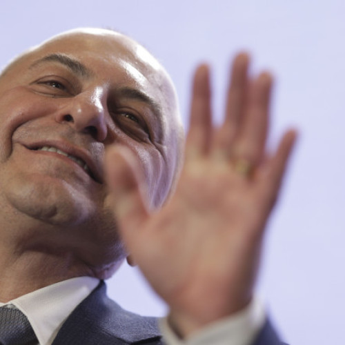 Cîrstoiu ramână în cursa pentru Primărie: „Dragi Nicuşor şi Piedone, nu vă mai faceți speranțe”