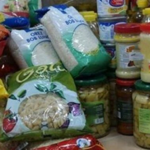 DAS Giurgiu: Căror categorii de persoane defavorizate se acordă sprijin material, constând în pachete alimentare