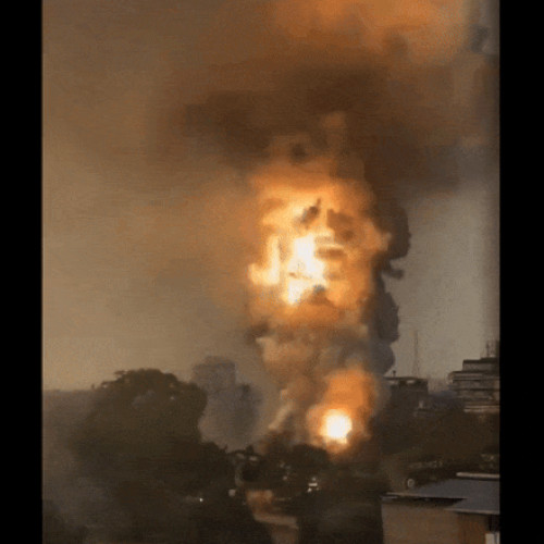 Explodează depozit de artificii în India