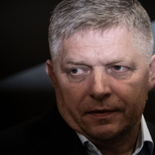 Premierul Robert Fico se recuperează în urma tentativii de asasinat. Starea sa de sănătate este în continuare îmbunătățită.